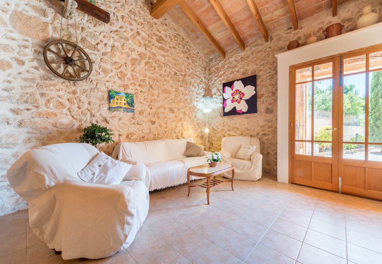 Landhaus in Cas Concos Des Cavaller - Winter Finca Can Concarri