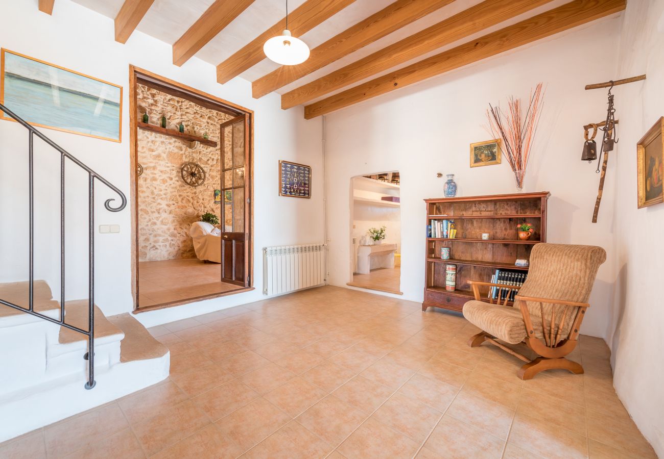 Landhaus in Cas Concos Des Cavaller - Winter Finca Can Concarri