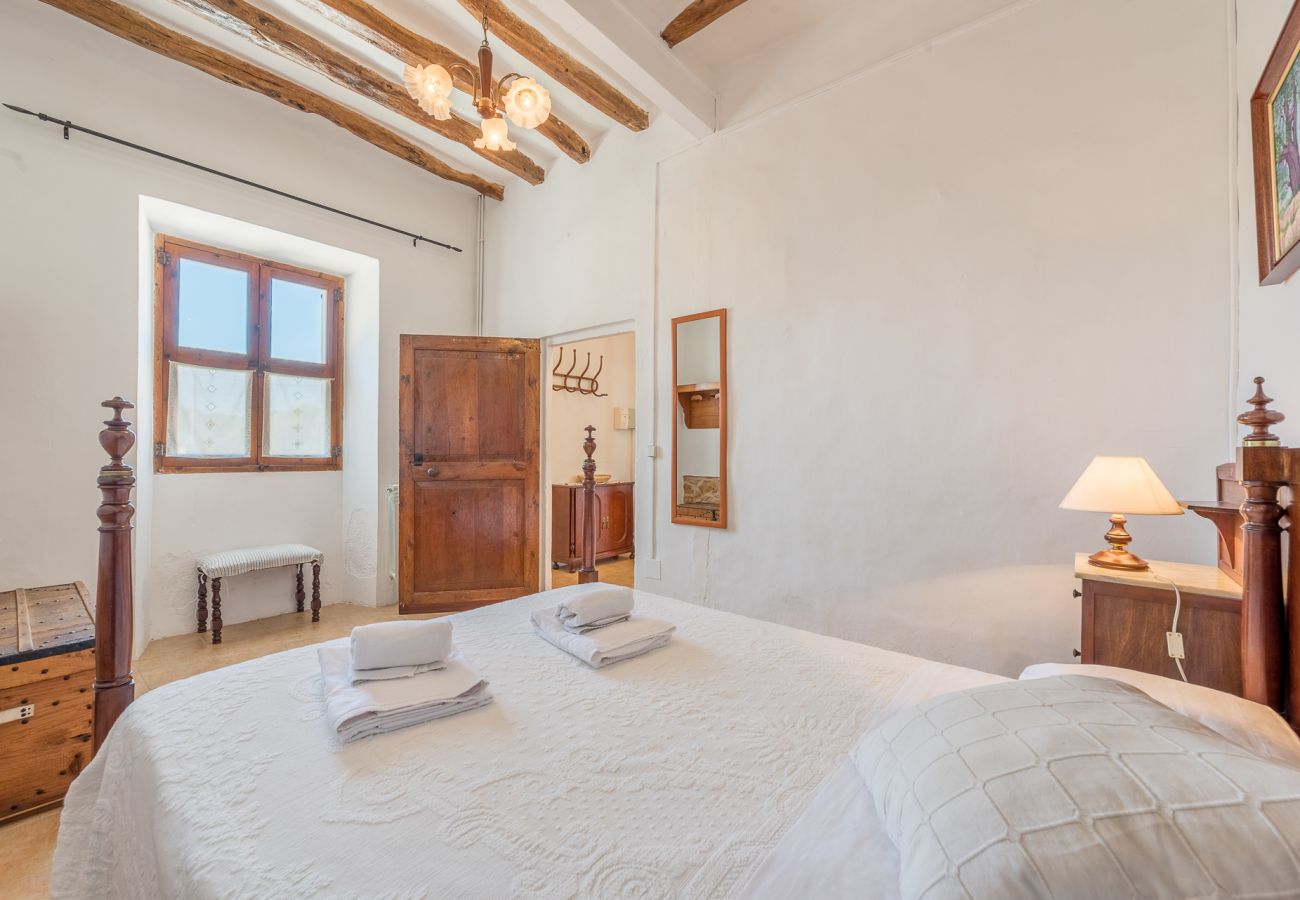 Landhaus in Cas Concos Des Cavaller - Winter Finca Can Concarri