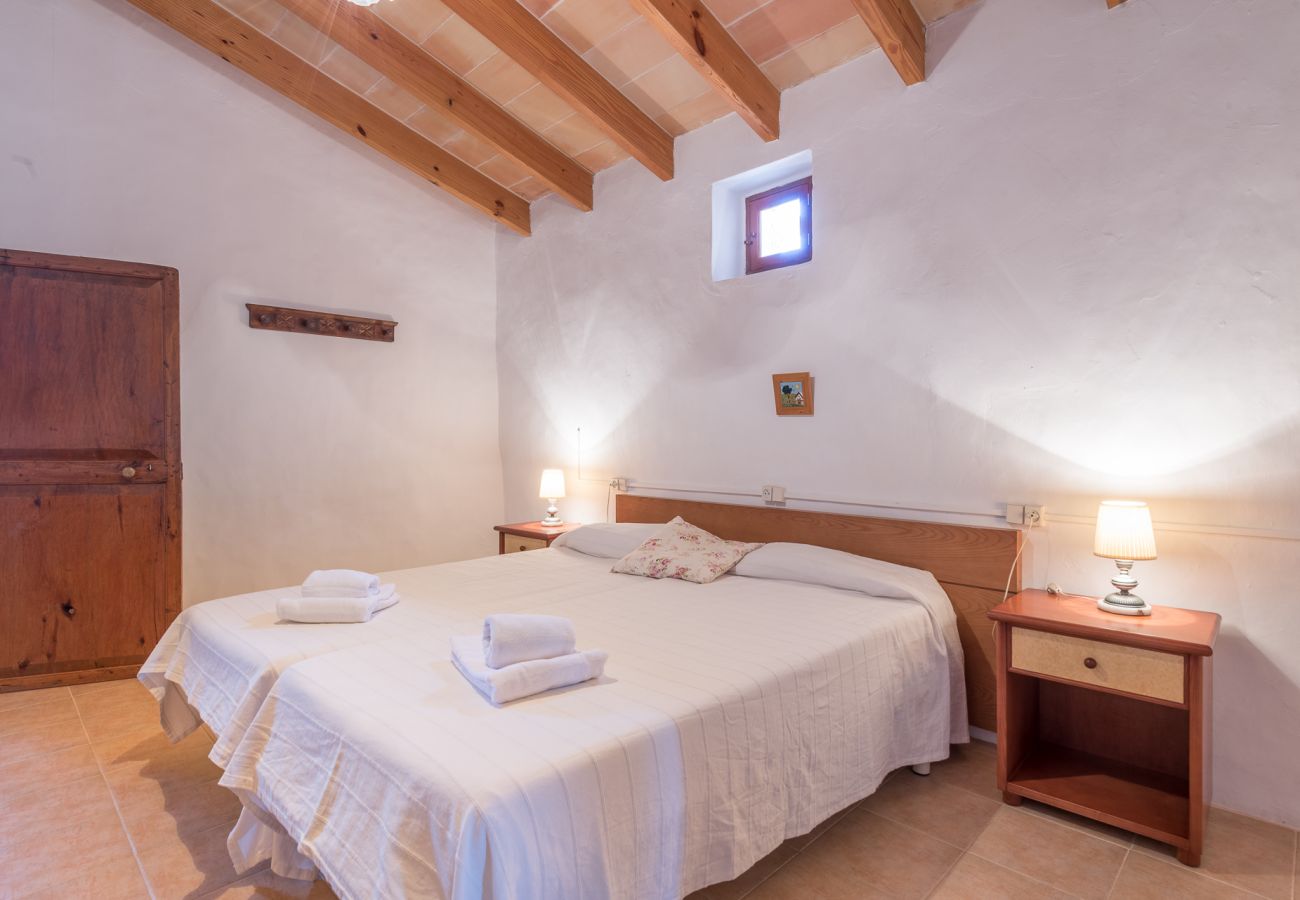 Landhaus in Cas Concos Des Cavaller - Winter Finca Can Concarri