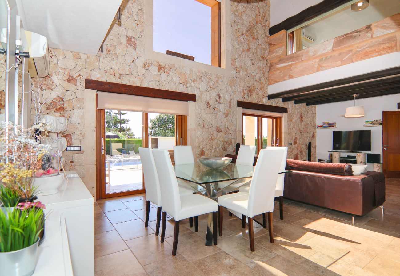 Finca in Sa Pobla - 140 Villa Son Ferragut VT/2073  by Mallorca Charm