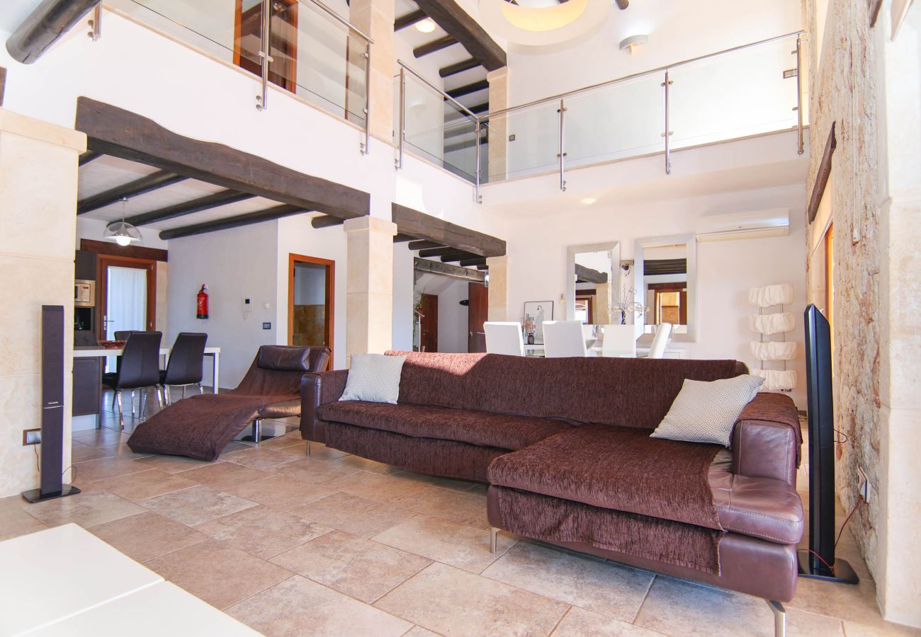Finca in Sa Pobla - 140 Villa Son Ferragut VT/2073  by Mallorca Charm