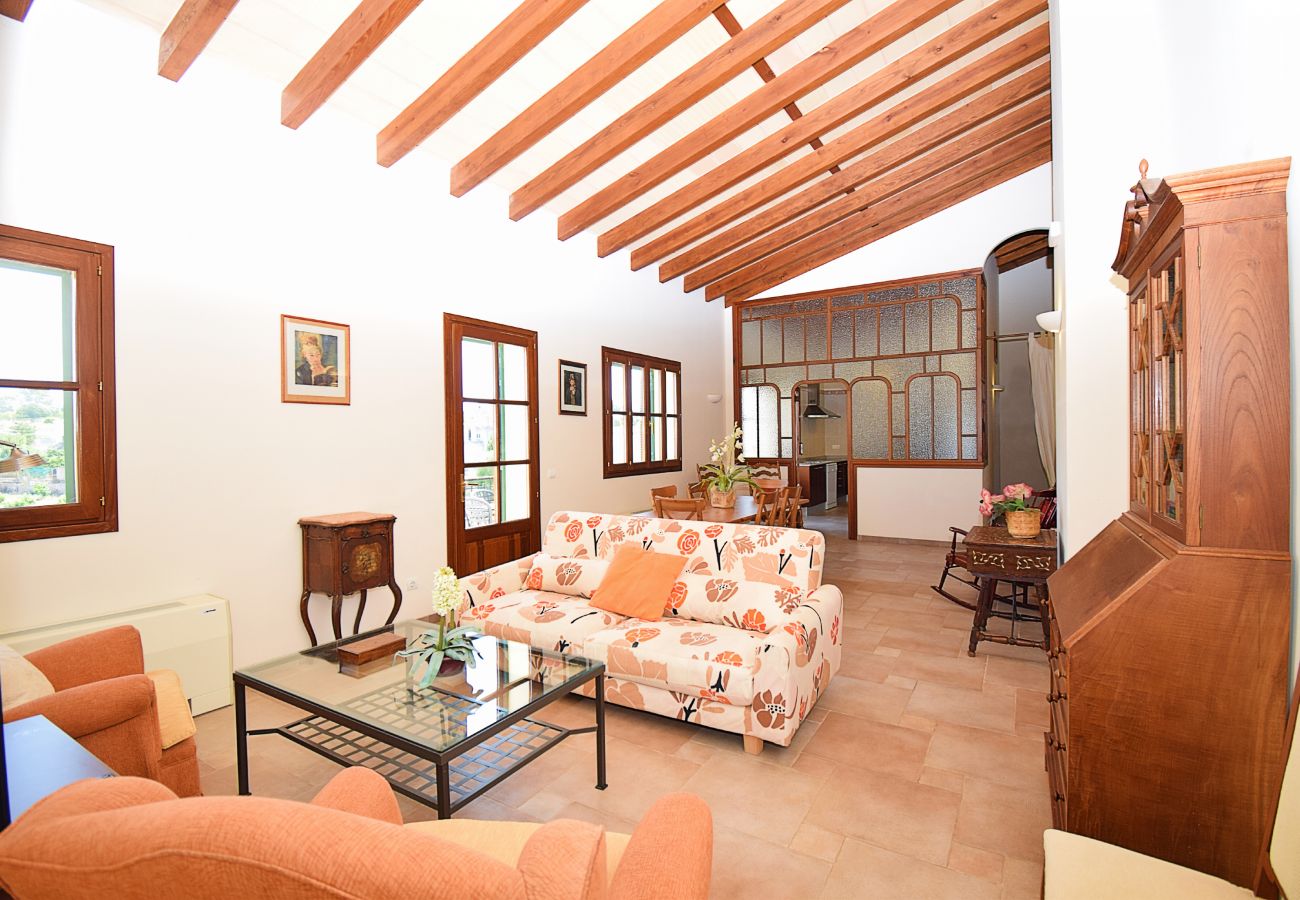 Ferienhaus in Llubi - 152 Villa Tofollubí TI/63 by Mallorca Charme