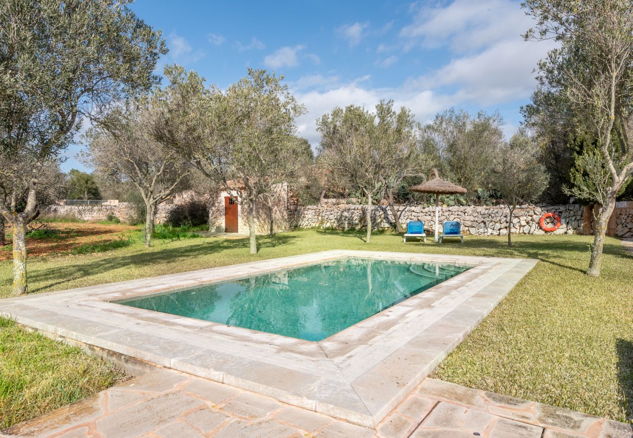 Ferienhaus in Es Llombards - Finca Aljub de Son Amer