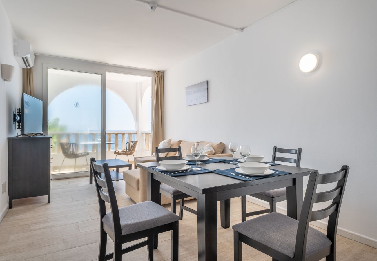 Aparthotel in Portocolom - Apartamento  con vistas al mar 1