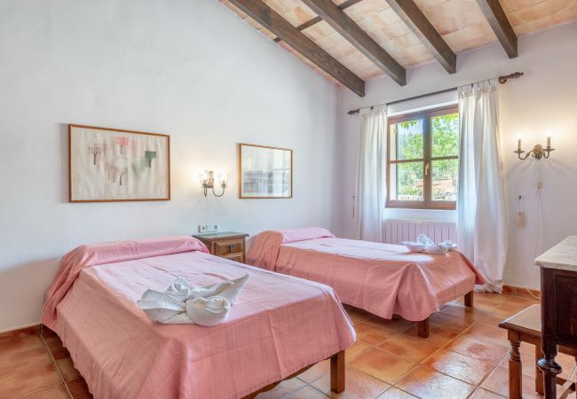 Villa in Cala Murada - Finca Sa Palmera by Mallorca House Rent