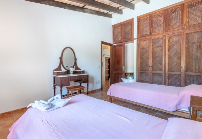 Villa in Cala Murada - Finca Sa Palmera by Mallorca House Rent