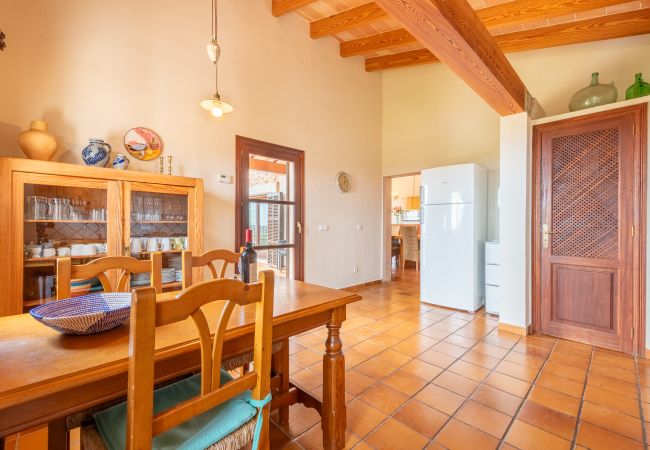 Villa in Manacor - Finca Can Raull by Mallorca House Rent Villa in Manacor - Finca Can Raull by Mallorca House Rent