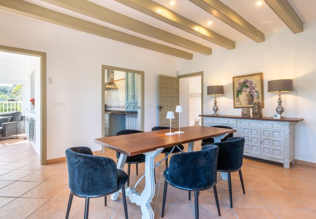 Chalet in Cala Murada - Villa Florentina by Mallorca House Rent Chalet in Cala Murada - Villa Florentina by Mallorca House Rent