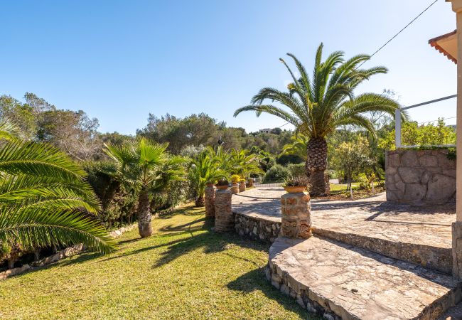 Chalet in Cala Murada - Villa Florentina by Mallorca House Rent Chalet in Cala Murada - Villa Florentina by Mallorca House Rent