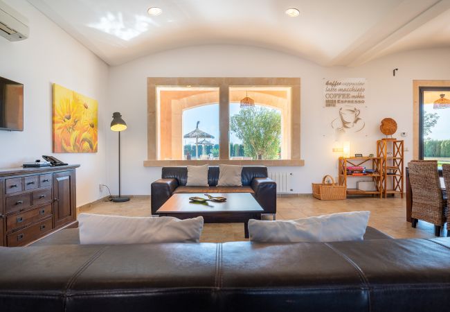 Villa in Llucmajor - Sol y Vida - Agroturismo Son Sampoli Villa in Llucmajor - Sol y Vida - Agroturismo Son Sampoli