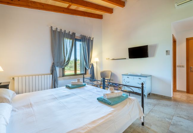 Villa in Llucmajor - Sol y Vida - Agroturismo Son Sampoli Villa in Llucmajor - Sol y Vida - Agroturismo Son Sampoli