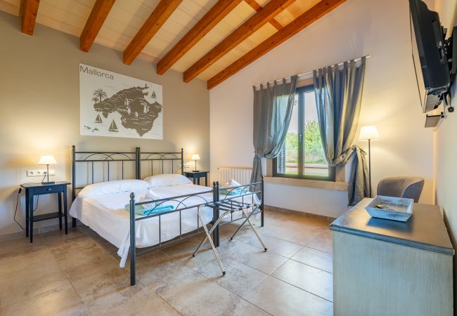Villa in Llucmajor - Sol y Vida - Agroturismo Son Sampoli Villa in Llucmajor - Sol y Vida - Agroturismo Son Sampoli