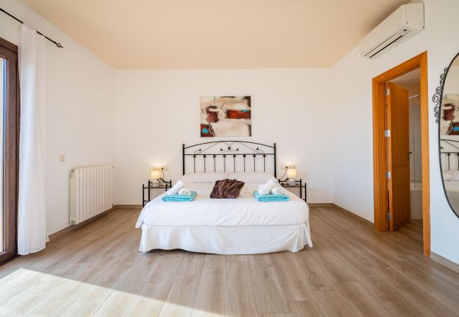 Villa in Llucmajor - Sol y Vida - Agroturismo Son Sampoli Villa in Llucmajor - Sol y Vida - Agroturismo Son Sampoli