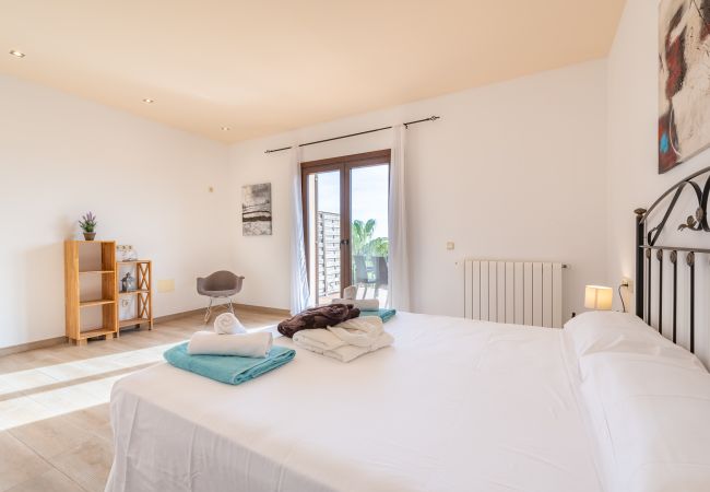 Villa in Llucmajor - Sol y Vida - Agroturismo Son Sampoli Villa in Llucmajor - Sol y Vida - Agroturismo Son Sampoli