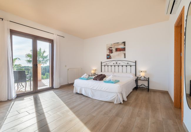 Villa in Llucmajor - Sol y Vida - Agroturismo Son Sampoli Villa in Llucmajor - Sol y Vida - Agroturismo Son Sampoli