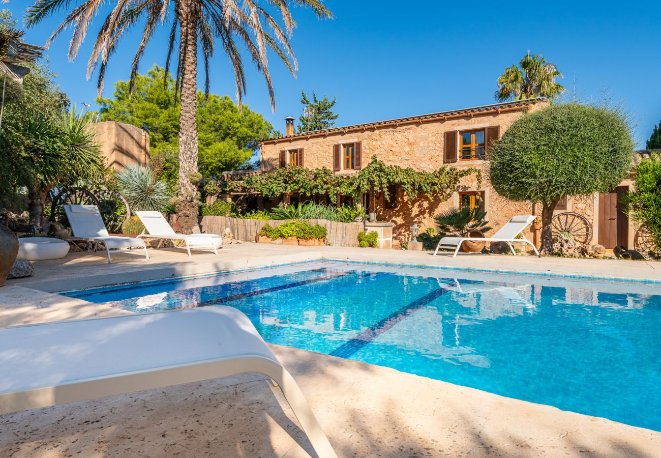 Finca in Cas Concos - Finca Can Quadrat by Mallorca House Rent