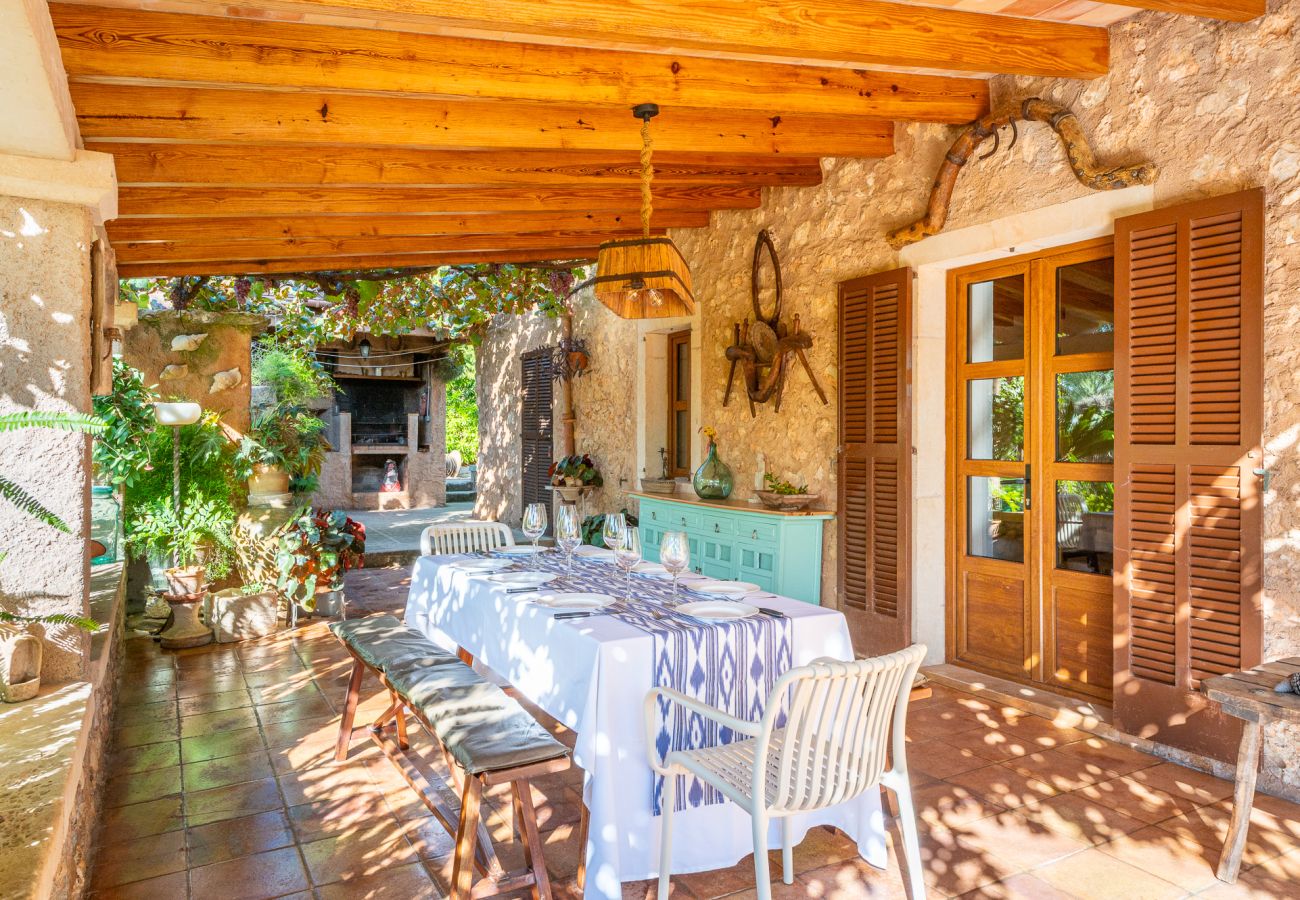 Finca in Cas Concos - Finca Can Quadrat by Mallorca House Rent