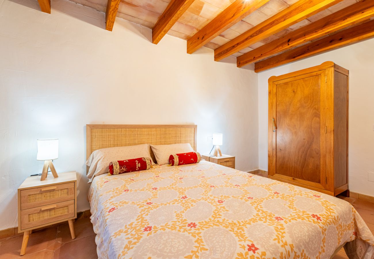 Finca in Cas Concos - Finca Can Quadrat by Mallorca House Rent