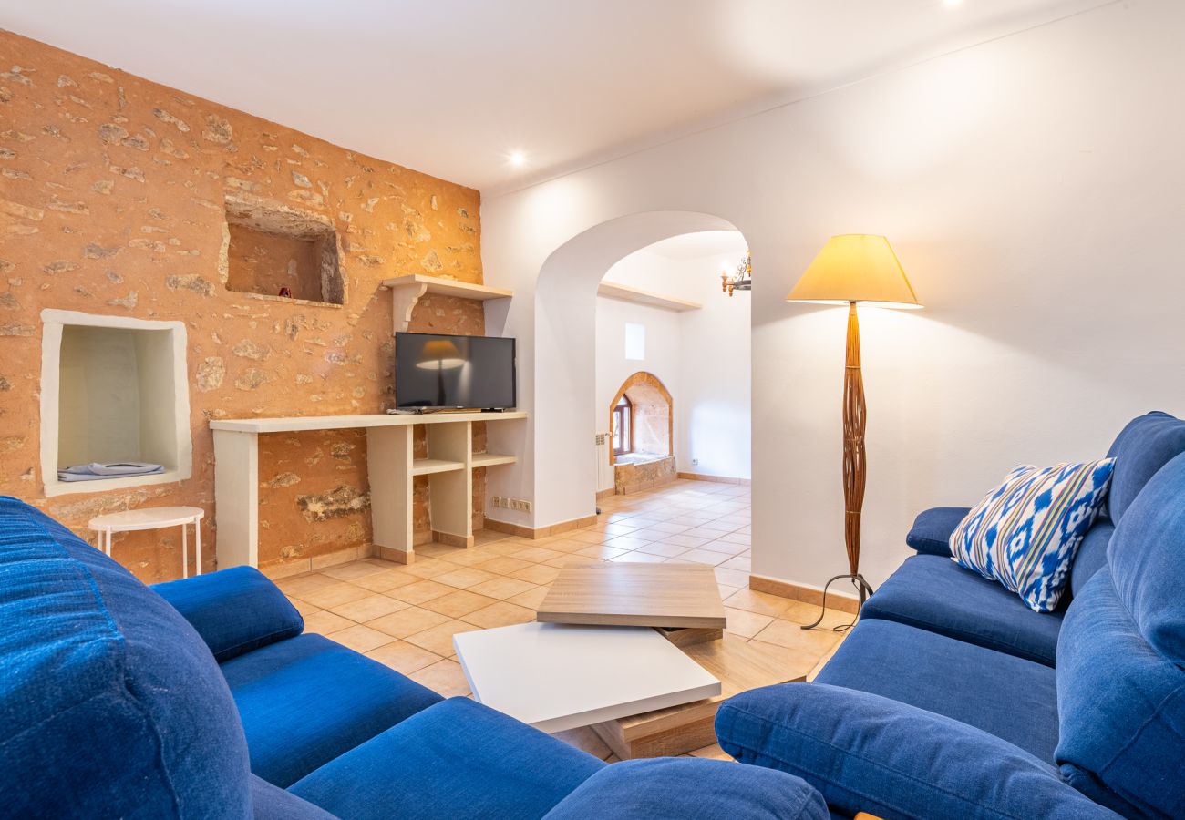 Ferienhaus in Cas Concos Des Cavaller - Finca Can Dalmau by Mallorca House Rent