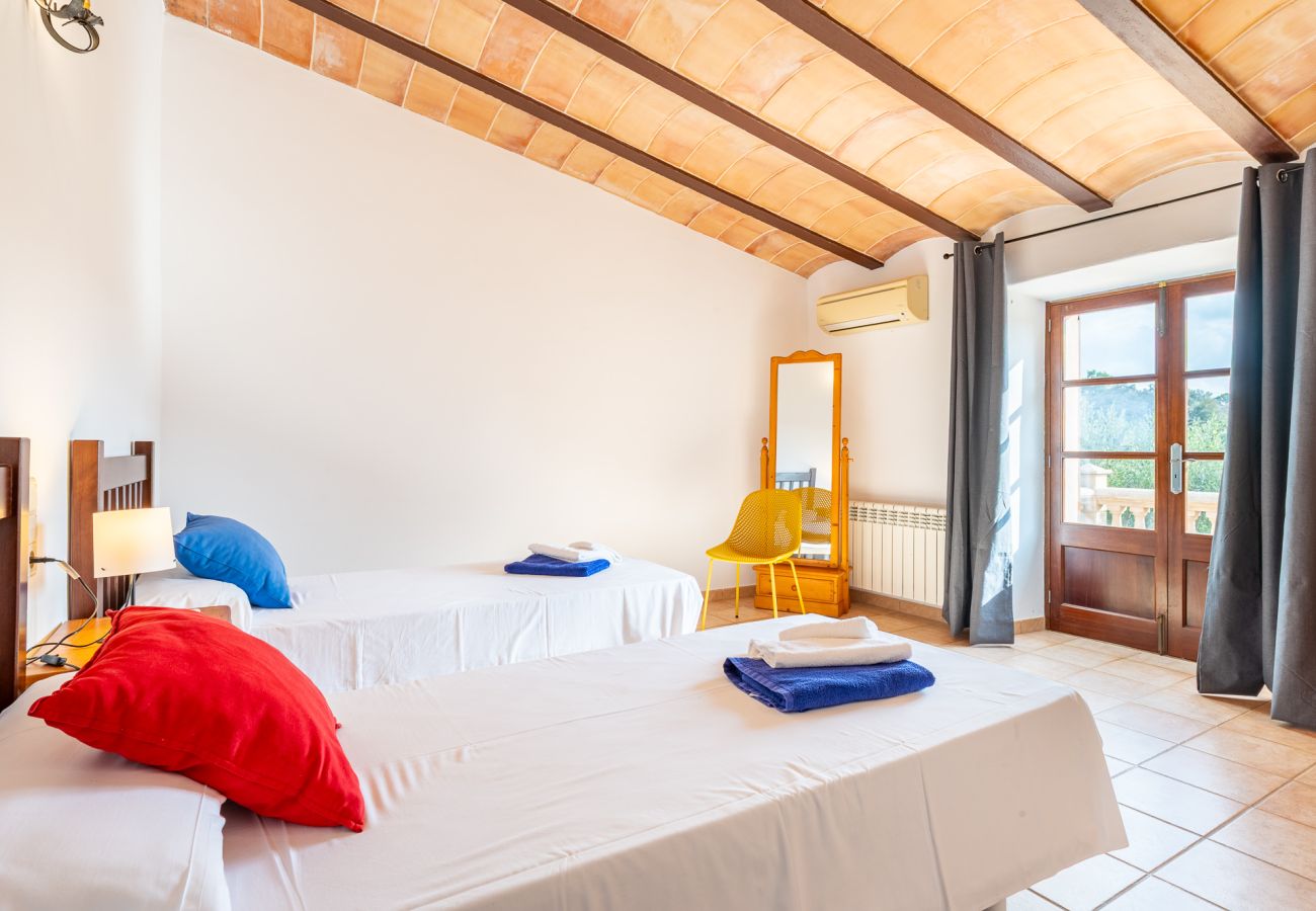 Ferienhaus in Cas Concos Des Cavaller - Finca Can Dalmau by Mallorca House Rent